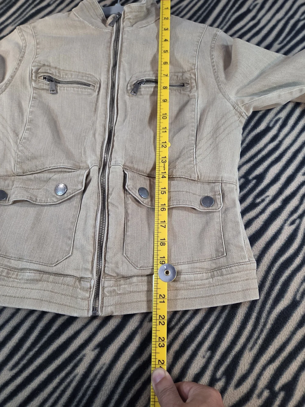 $36  Lauren Ralph Lauren Women's Beige Stretch Denim Moto Jacket with Zip Pocket